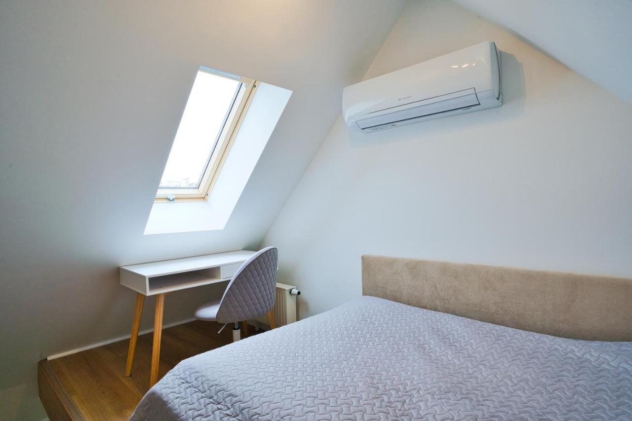 Cosy Studio In The City Center With Air Conditioneer! Klaipeda Luaran gambar