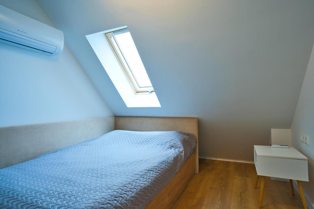 Cosy Studio In The City Center With Air Conditioneer! Klaipeda Luaran gambar