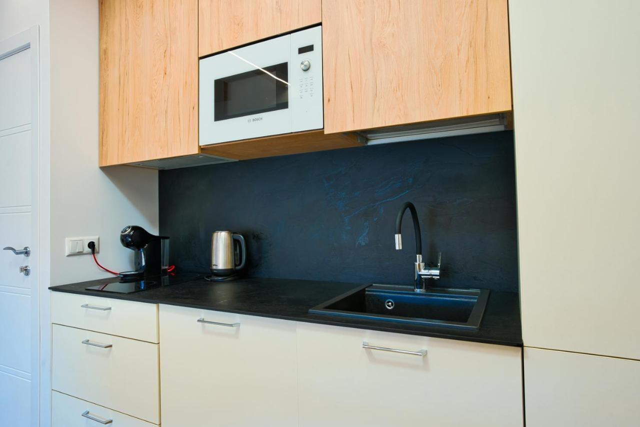Cosy Studio In The City Center With Air Conditioneer! Klaipeda Luaran gambar